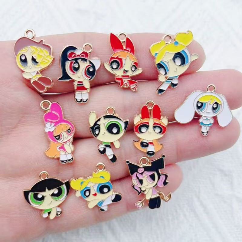 Gaming Accessories Gifts - 10 Buah Liontin Gadis Kartun Berbahan